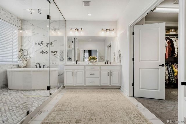 27841 E Lakeview Drive, Aurora, CO 80016