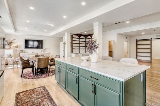 27841 E Lakeview Drive, Aurora, CO 80016