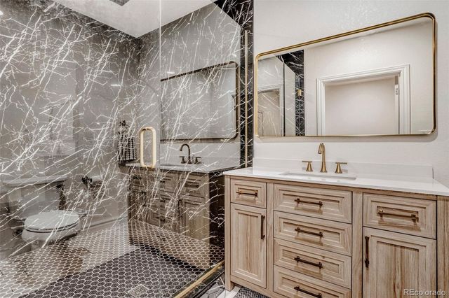 27841 E Lakeview Drive, Aurora, CO 80016