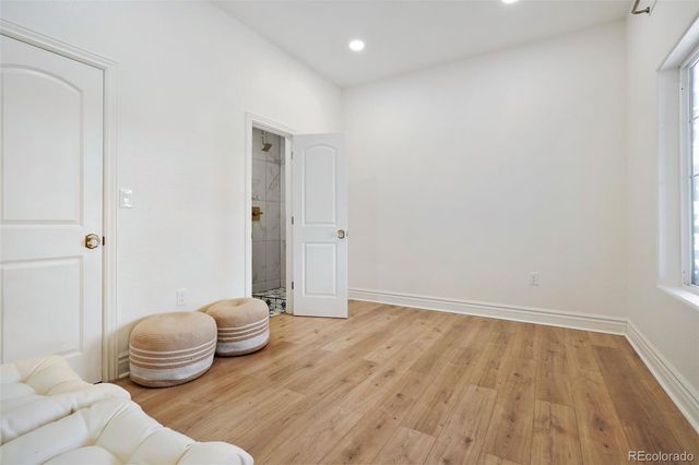 27841 E Lakeview Drive, Aurora, CO 80016