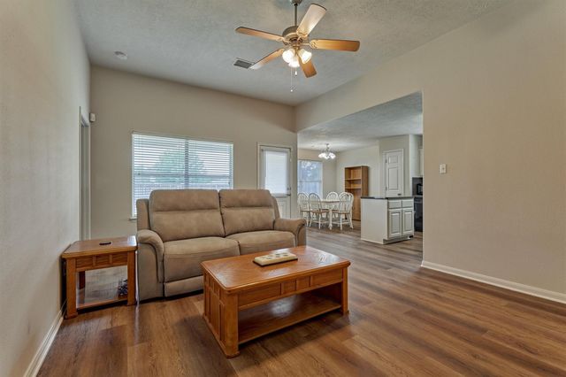 4926 Comal River Loop, Spring, TX 77386