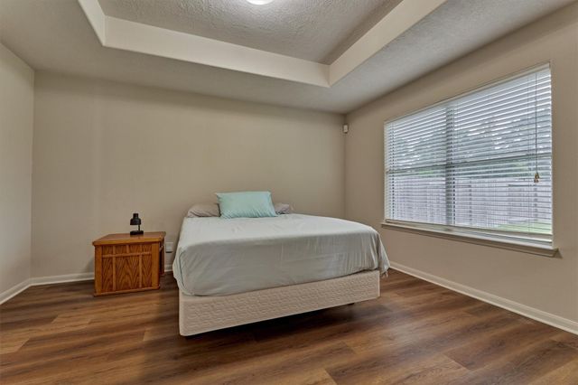 4926 Comal River Loop, Spring, TX 77386