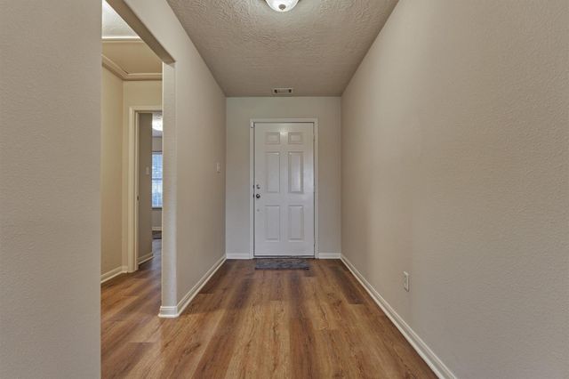 4926 Comal River Loop, Spring, TX 77386