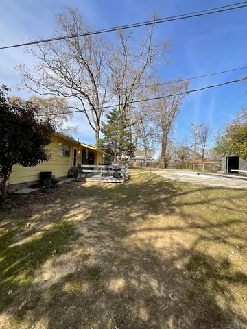 6500 Navajo Trail, North Little Rock, AR 72116