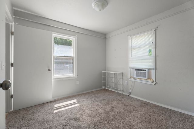 128 S Adair Street, Vinita, OK 74301