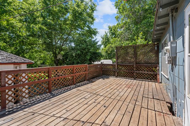 128 S Adair Street, Vinita, OK 74301