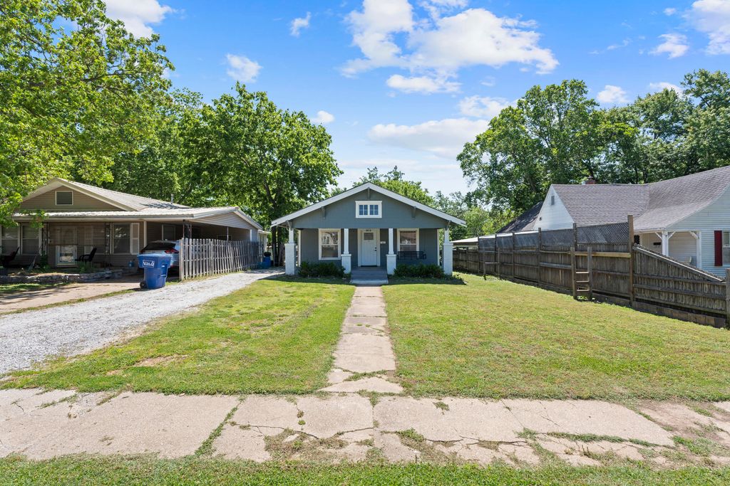 128 S Adair Street, Vinita, OK 74301