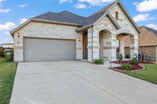 103 Woodlands Way, Balch Springs, TX 75181
