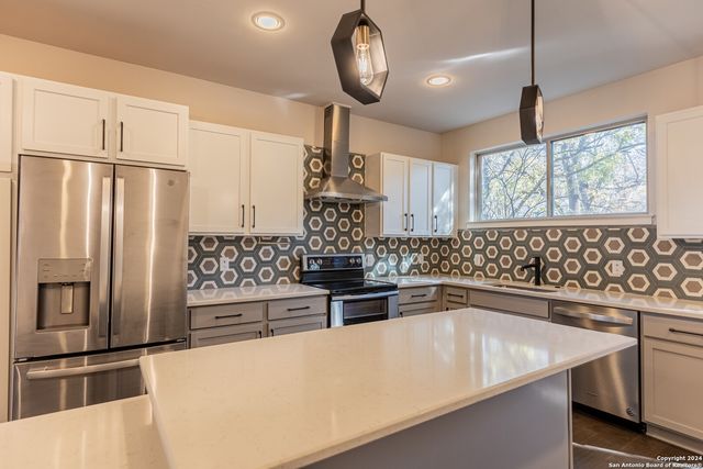 130 Rose Ln Unit 202, San Antonio, TX 78212