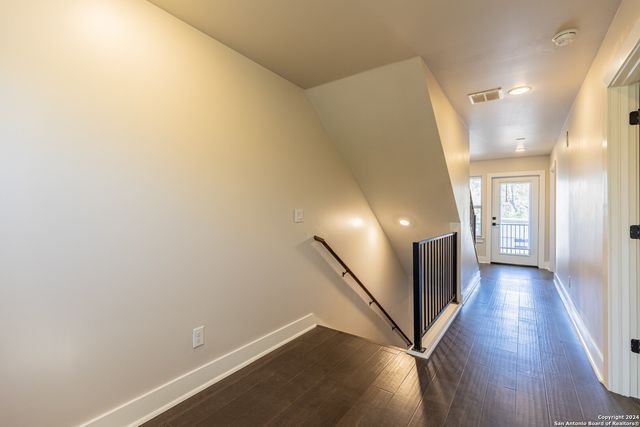 130 Rose Ln Unit 202, San Antonio, TX 78212