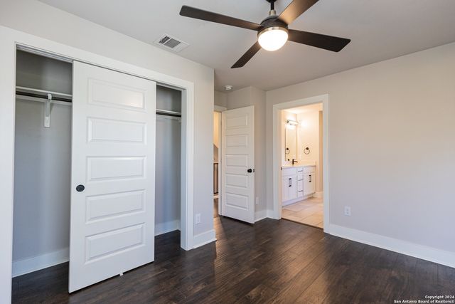 130 Rose Ln Unit 202, San Antonio, TX 78212