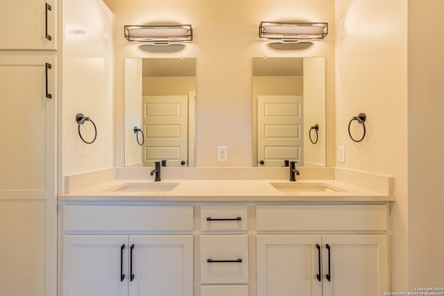 130 Rose Ln Unit 202, San Antonio, TX 78212