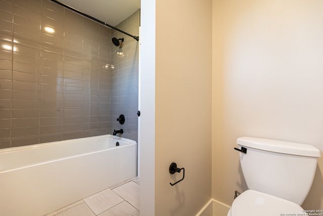 130 Rose Ln Unit 202, San Antonio, TX 78212