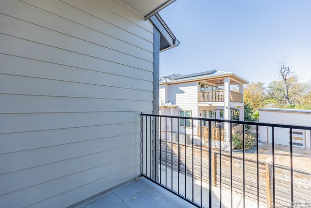 130 Rose Ln Unit 202, San Antonio, TX 78212