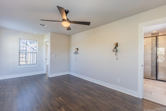 130 Rose Ln Unit 202, San Antonio, TX 78212