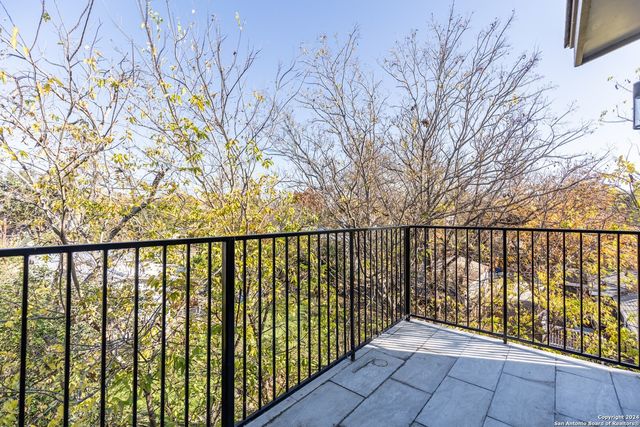130 Rose Ln Unit 202, San Antonio, TX 78212