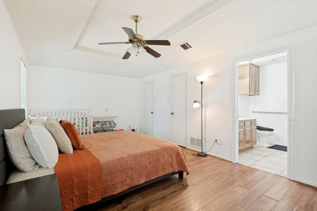 7410 Jessica Way, Rowlett, TX 75089