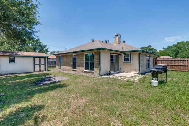 7410 Jessica Way, Rowlett, TX 75089