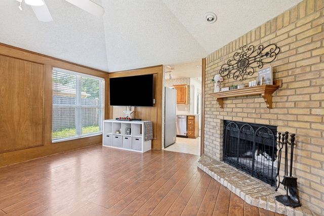 7410 Jessica Way, Rowlett, TX 75089