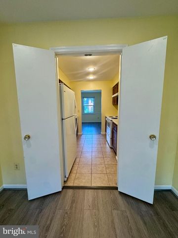 10216 PROVINCETOWN CT, Fairfax, VA 22032