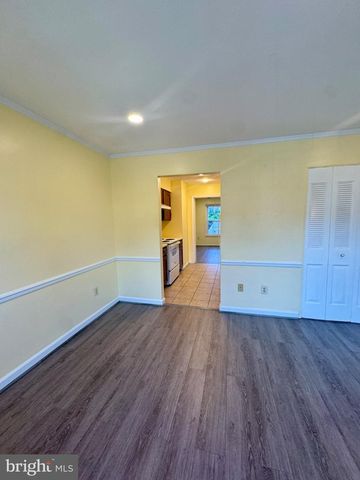 10216 PROVINCETOWN CT, Fairfax, VA 22032