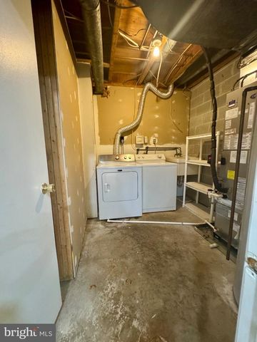 10216 PROVINCETOWN CT, Fairfax, VA 22032