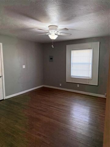 1701 N Barnes Avenue, Oklahoma City, OK 73107