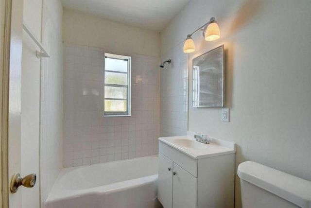 3000 Broadway C, West Palm Beach, FL 33407