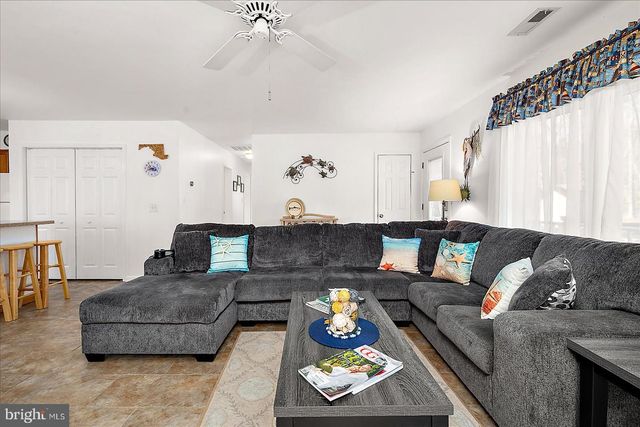 7 STARBOARD CT, Ocean Pines, MD 21811