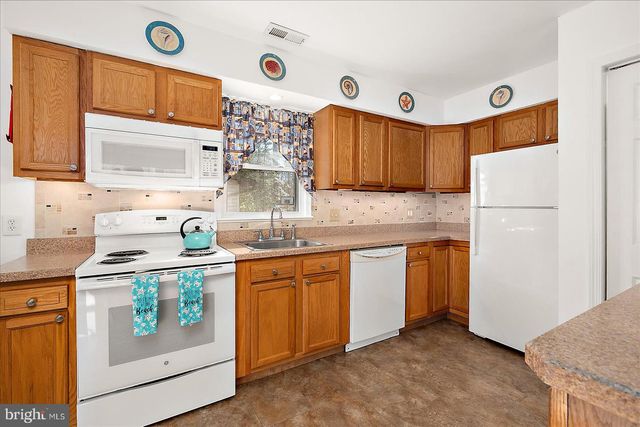 7 STARBOARD CT, Ocean Pines, MD 21811