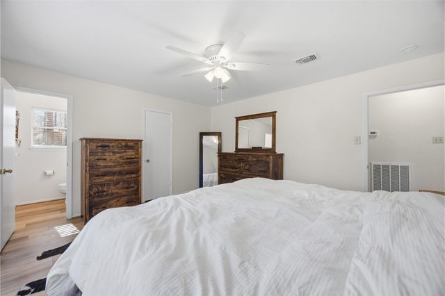 10505 Champion Village Drive, Conroe, TX 77303