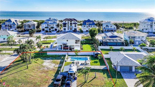 7950 Buccaneer DR, Fort Myers Beach, FL 33931