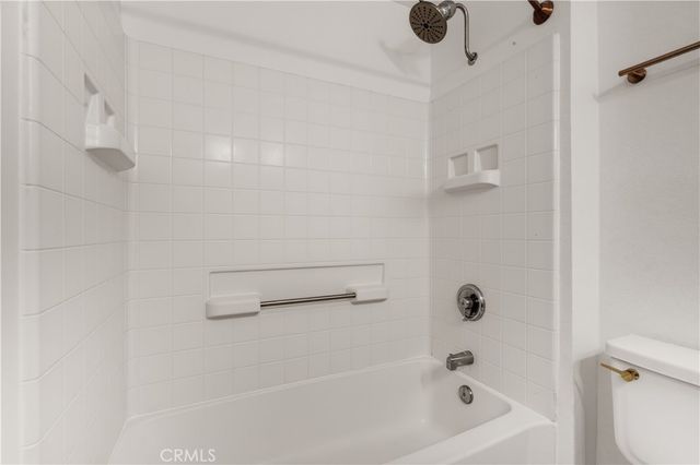 555 Maine Avenue 207, Long Beach, CA 90802