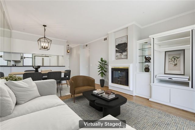 555 Maine Avenue 207, Long Beach, CA 90802