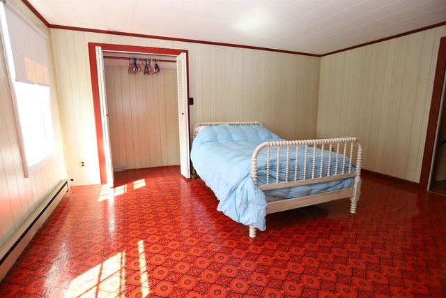 1074 VT RT 100, Westfield, VT 05874
