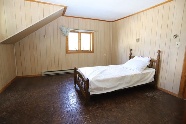 1074 VT RT 100, Westfield, VT 05874