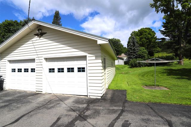 1074 VT RT 100, Westfield, VT 05874