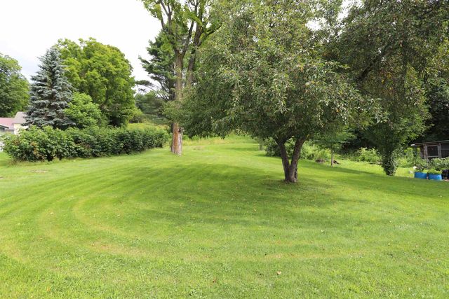 1074 VT RT 100, Westfield, VT 05874