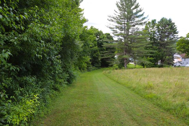 1074 VT RT 100, Westfield, VT 05874