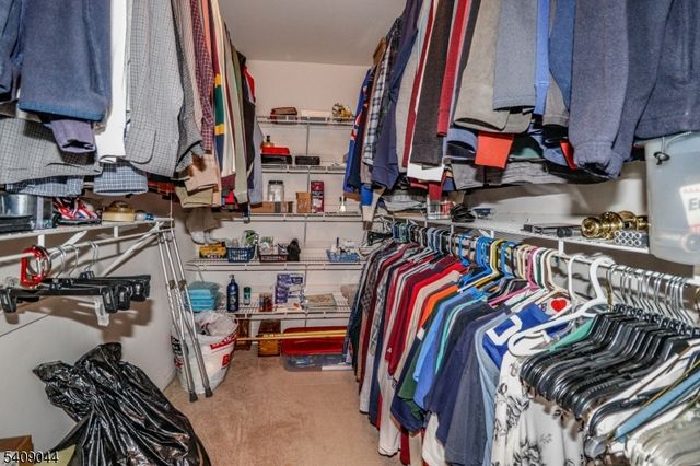 6 Bering Way, Franklin Twp., NJ 08873