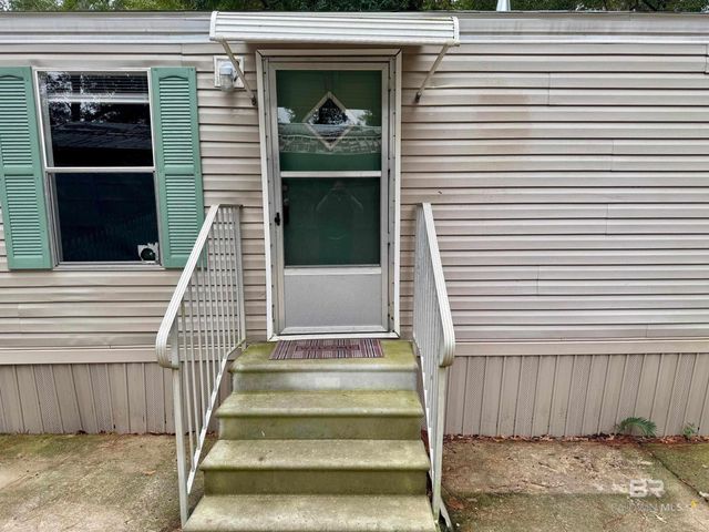 1561 Valencia Drive, Lillian, AL 36549