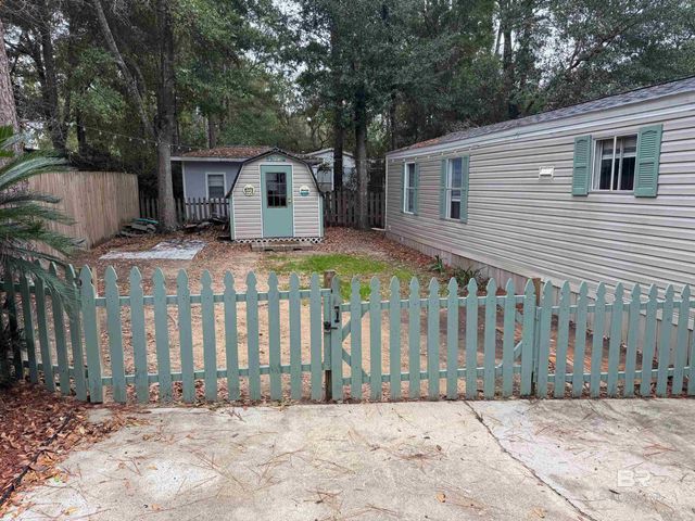 1561 Valencia Drive, Lillian, AL 36549