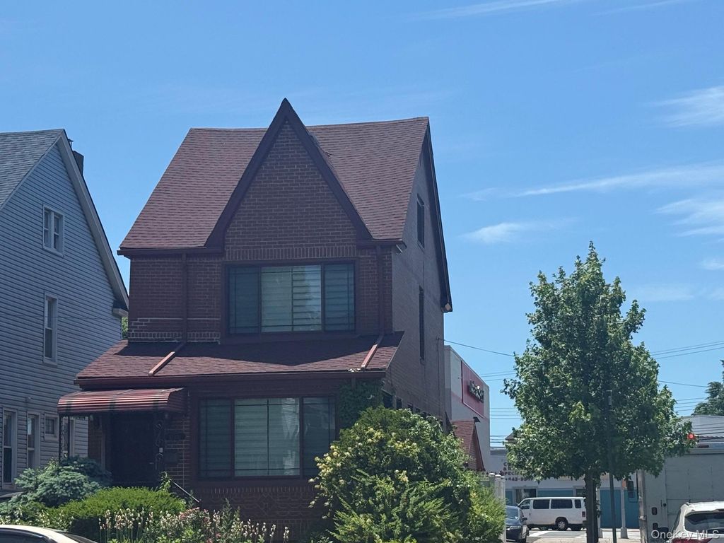123-02 116 Avenue, South Ozone Park, NY 11420 — photo 2