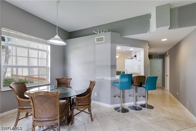 25080 Peacock LN 102, Naples, FL 34114