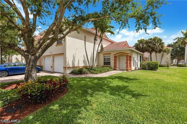 25080 Peacock LN 102, Naples, FL 34114