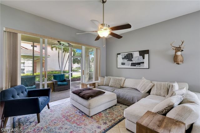 25080 Peacock LN 102, Naples, FL 34114