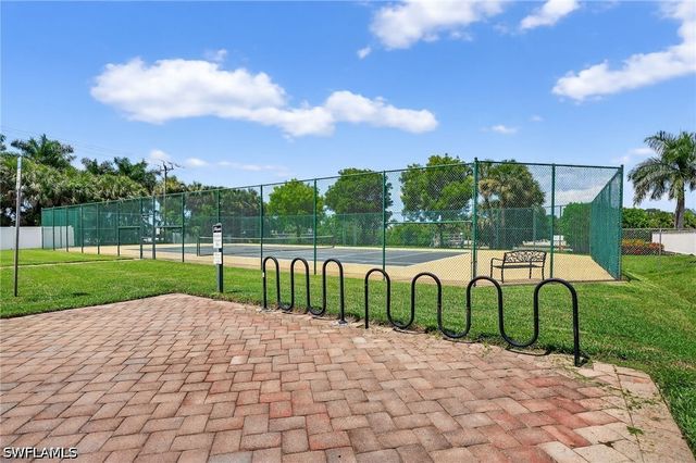 25080 Peacock LN 102, Naples, FL 34114