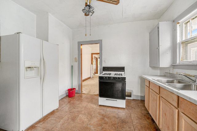 1130 Drackert Street, Hammond, IN 46320