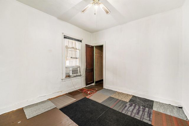1130 Drackert Street, Hammond, IN 46320