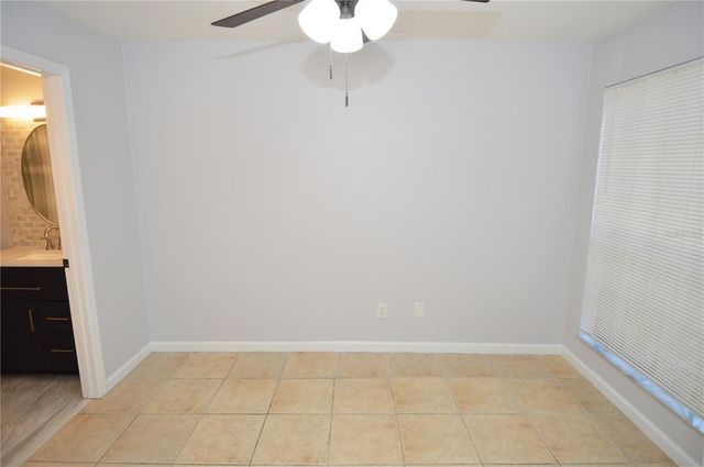 8609 MALLARD RESERVE DRIVE 101, Tampa, FL 33614